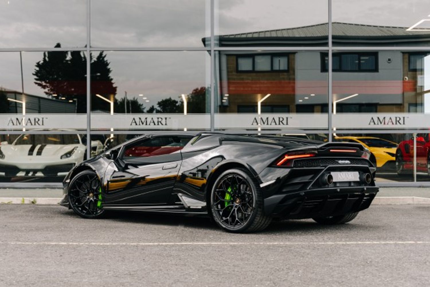 LAMBORGHINI HURACAN CONVERTIBLE 5.2 LP 640-4 EVO SPYDER 2DR SEMI AUTOMATIC