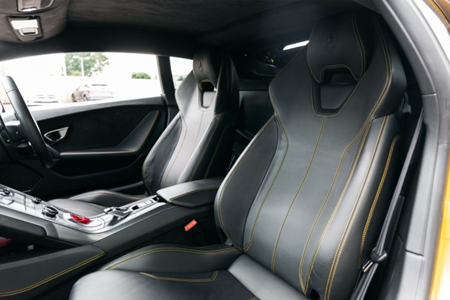 LAMBORGHINI HURACAN COUPE 5.2 LP 610-4 2DR SEMI AUTOMATIC