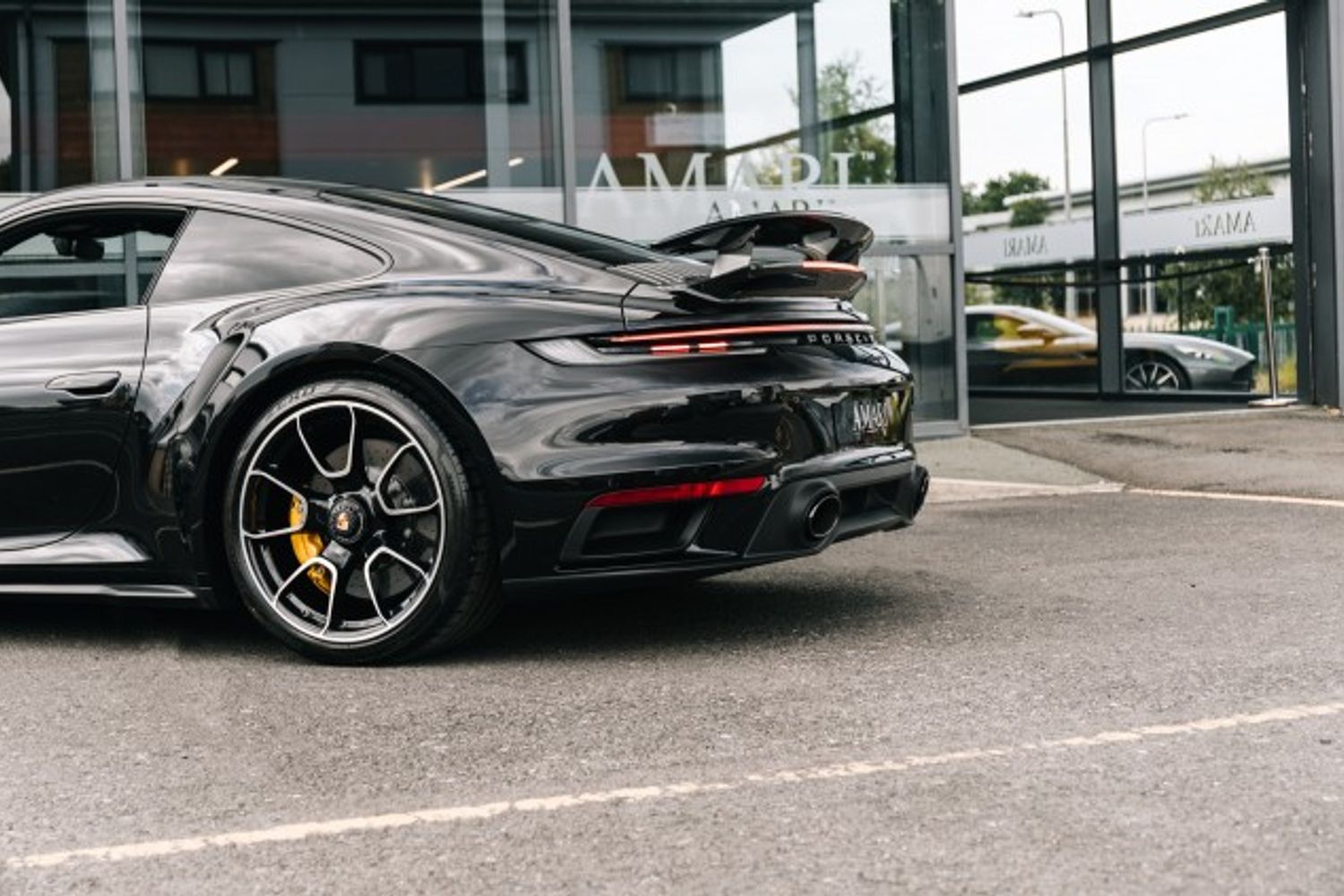 PORSCHE 911 COUPE 3.7 TURBO S PDK 2DR SEMI AUTOMATIC