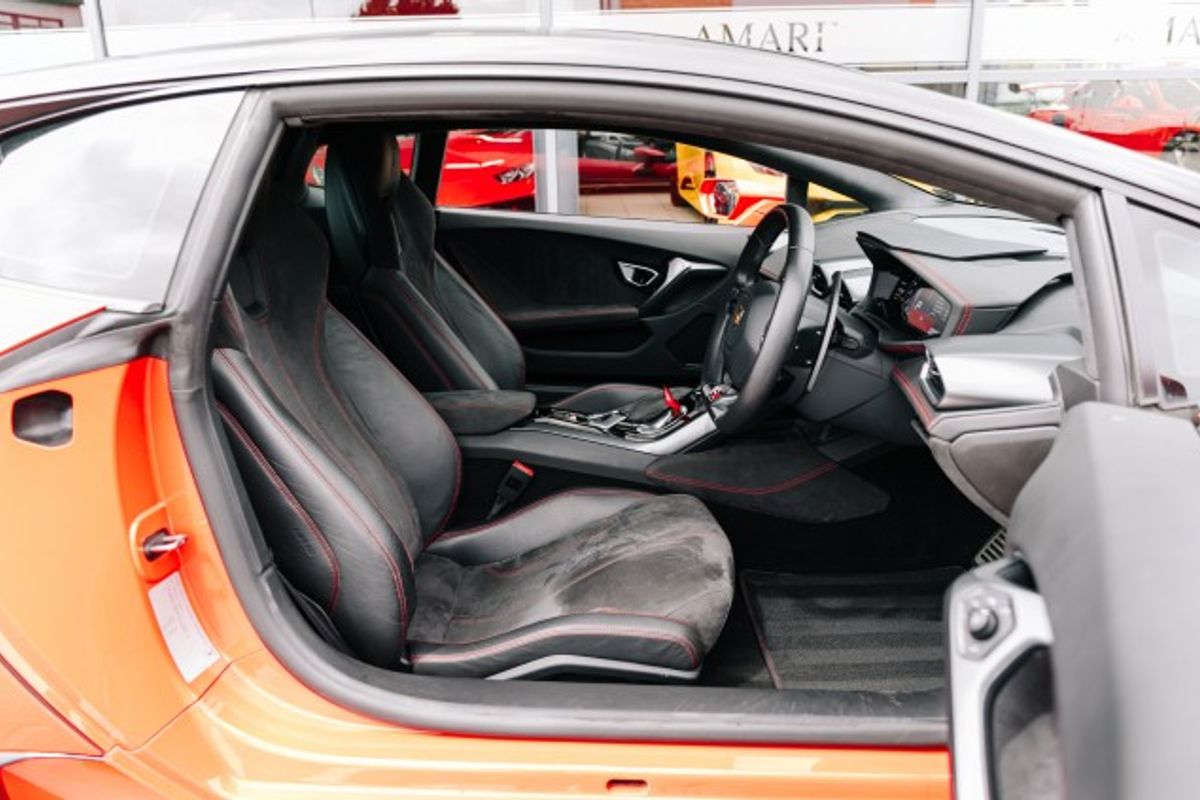 LAMBORGHINI HURACAN COUPE 5.2 LP 610-4 2DR SEMI AUTOMATIC