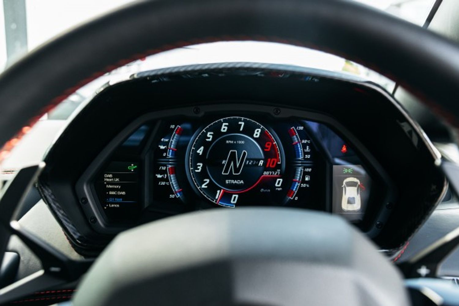 LAMBORGHINI AVENTADOR COUPE 6.5 LP 740-4 S 2DR SEMI AUTOMATIC