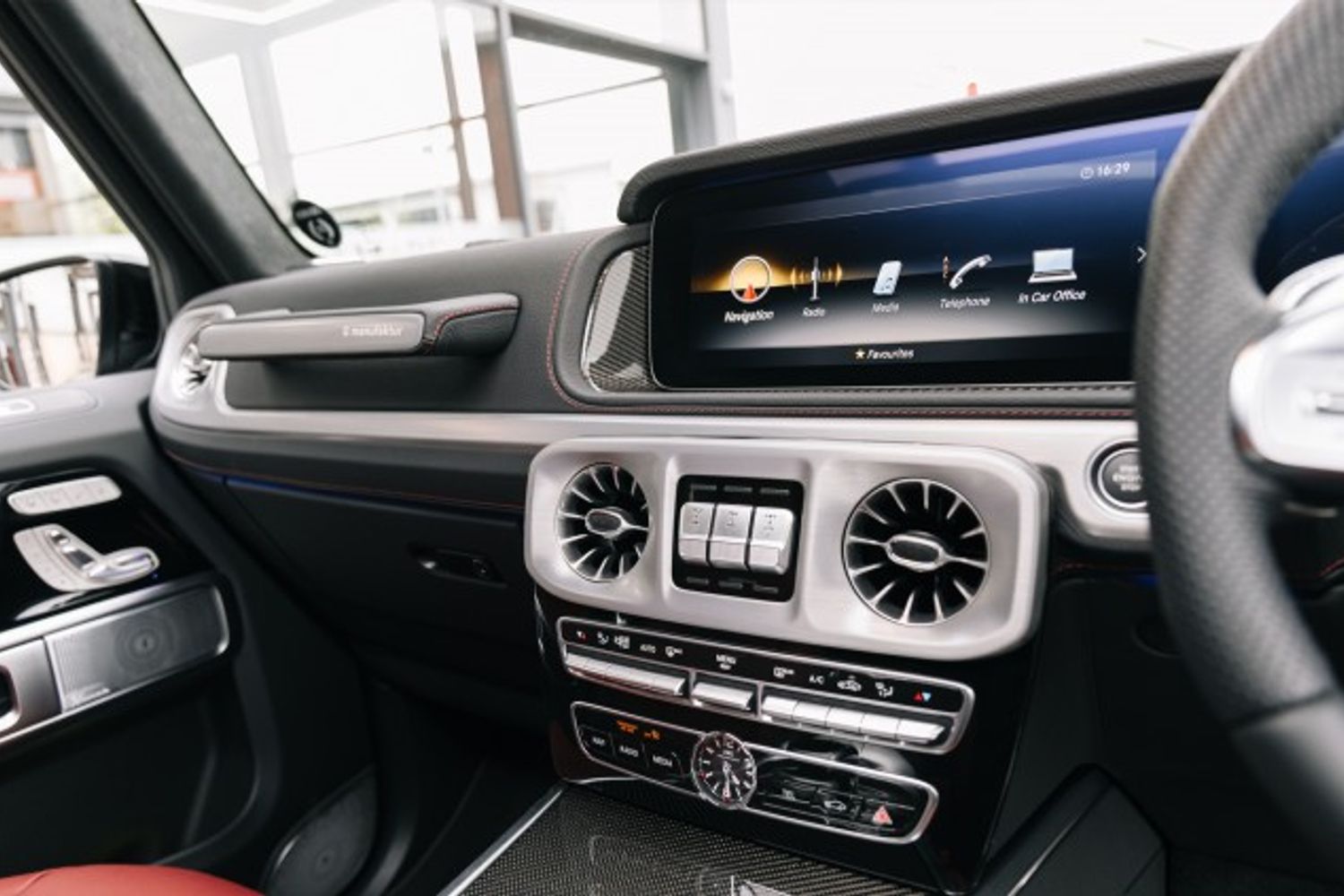 MERCEDES-BENZ G-CLASS AMG G 63 4MATIC ESTATE 4.0 AMG G 63 4MATIC 5DR AUTOMATIC