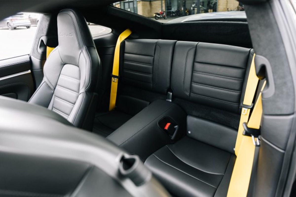 PORSCHE 911 COUPE 3.7 TURBO S PDK 2DR SEMI AUTOMATIC