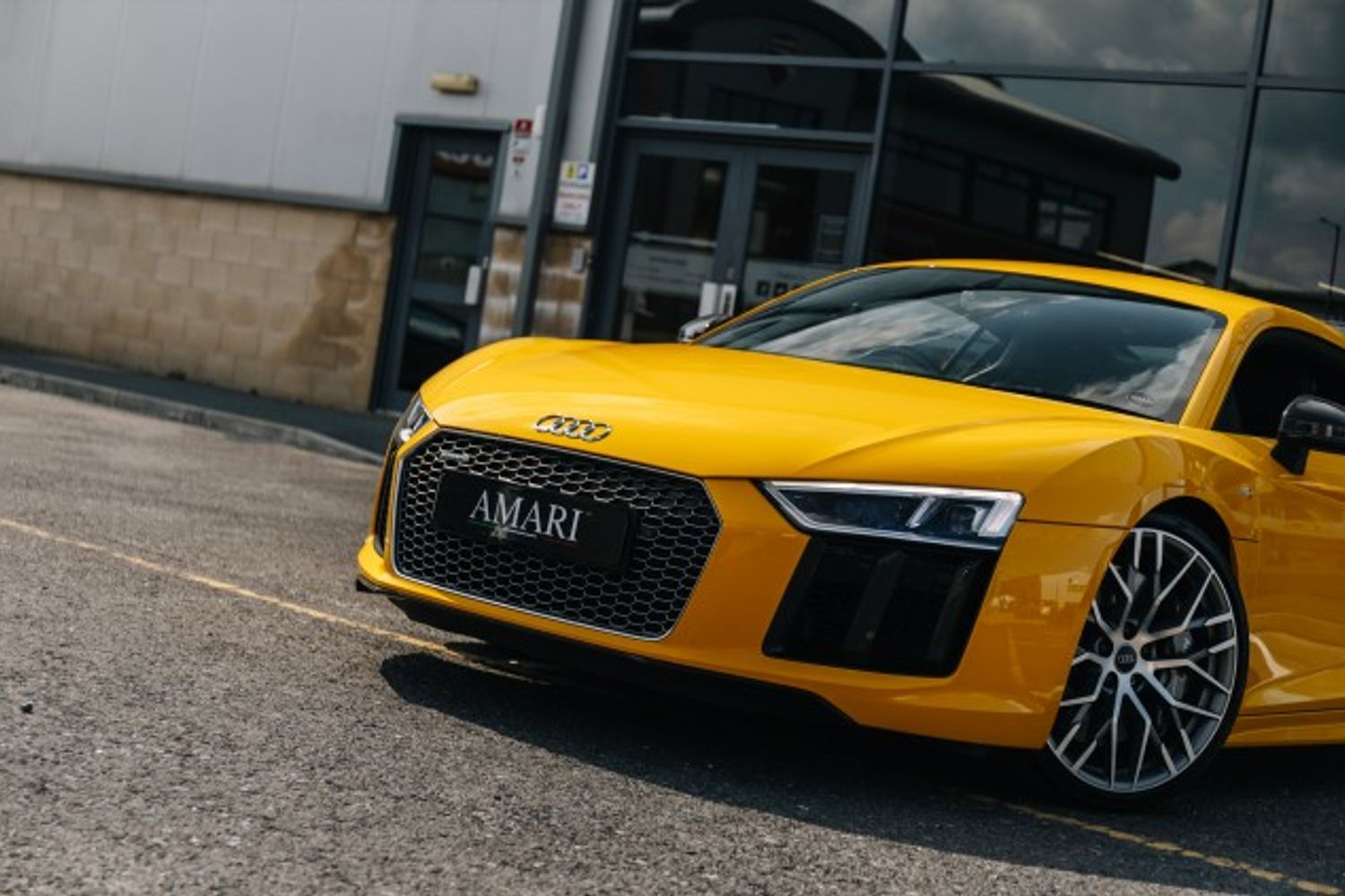 AUDI R8 COUPE 5.2 V10 PLUS QUATTRO 2DR SEMI AUTOMATIC