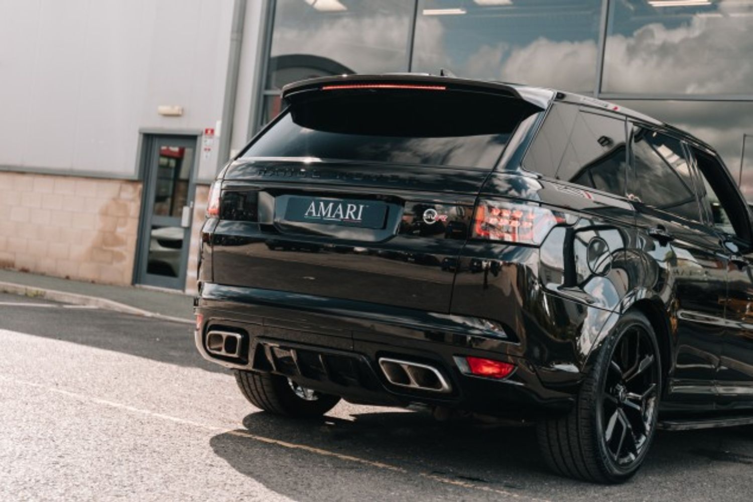 LAND ROVER RANGE ROVER SPORT SVR CARBON EDITION ESTATE 5.0 SVR CARBON EDITION 5DR AUTOMATIC
