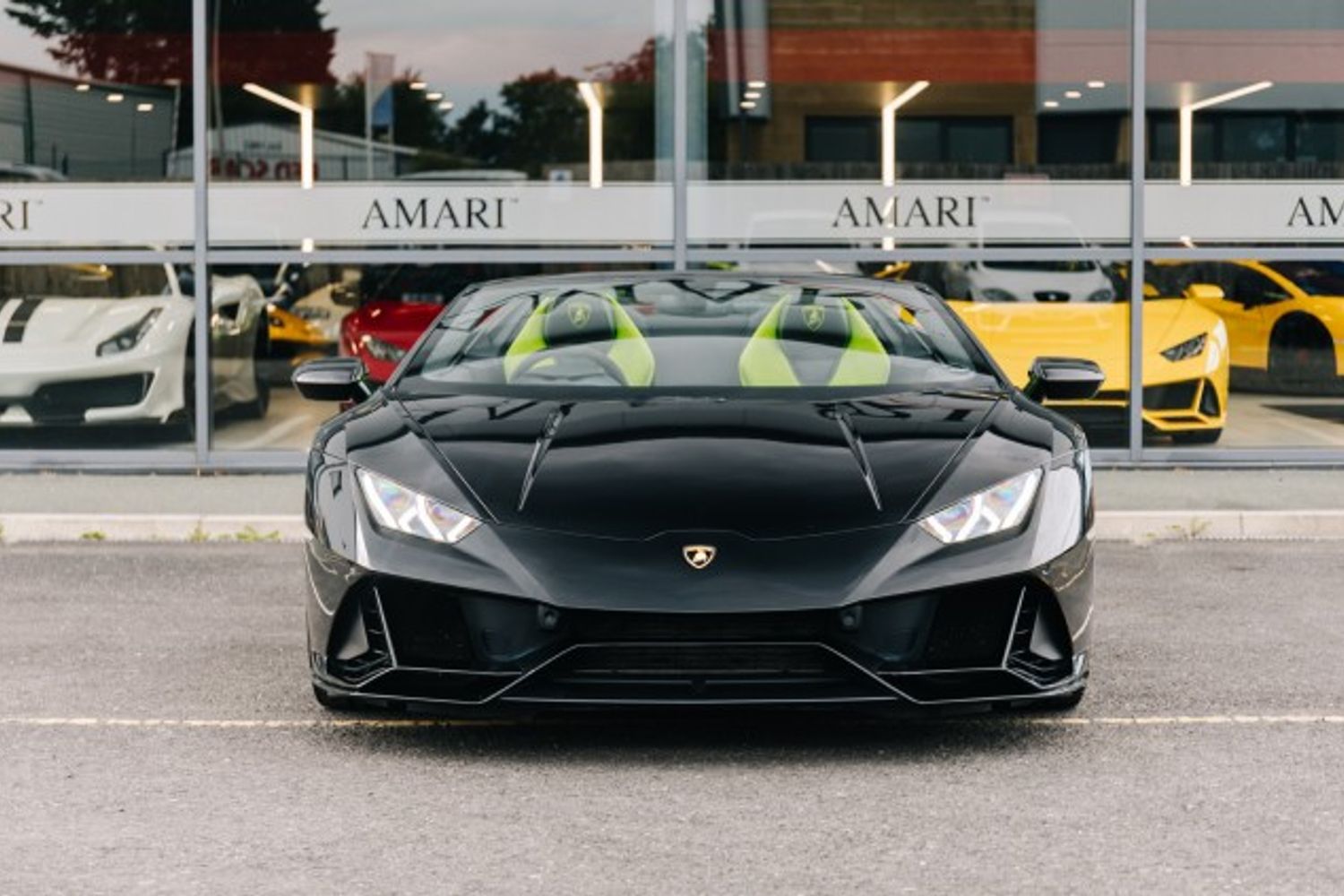 LAMBORGHINI HURACAN CONVERTIBLE 5.2 LP 640-4 EVO SPYDER 2DR SEMI AUTOMATIC