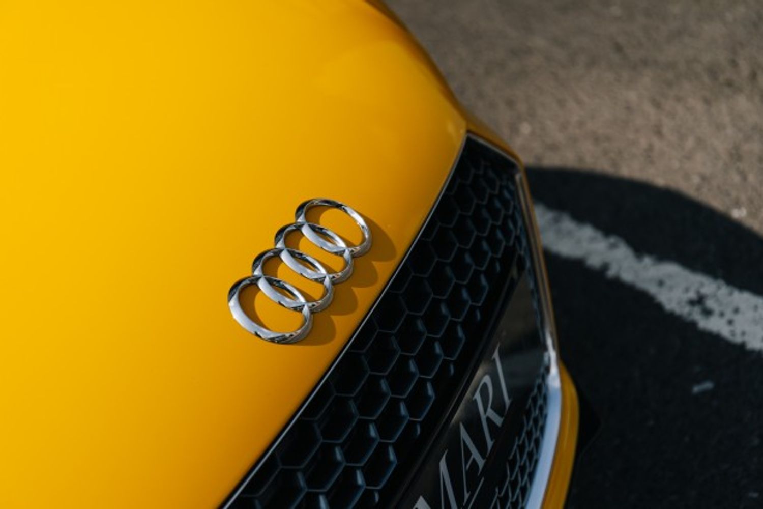 AUDI R8 COUPE 5.2 V10 PLUS QUATTRO 2DR SEMI AUTOMATIC