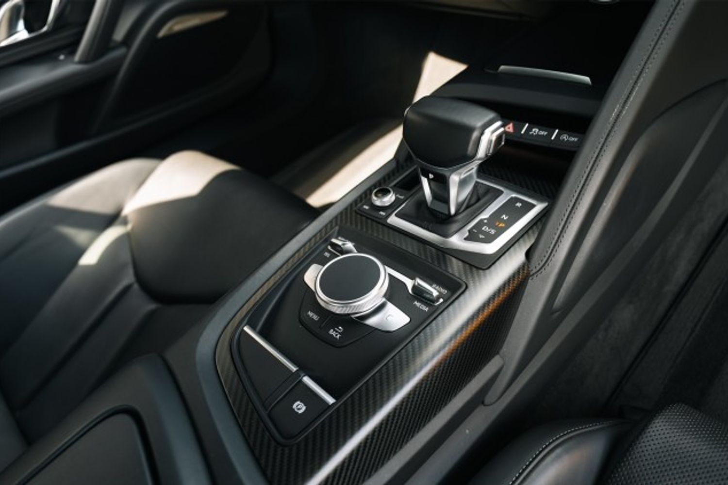 AUDI R8 COUPE 5.2 V10 PLUS QUATTRO 2DR SEMI AUTOMATIC