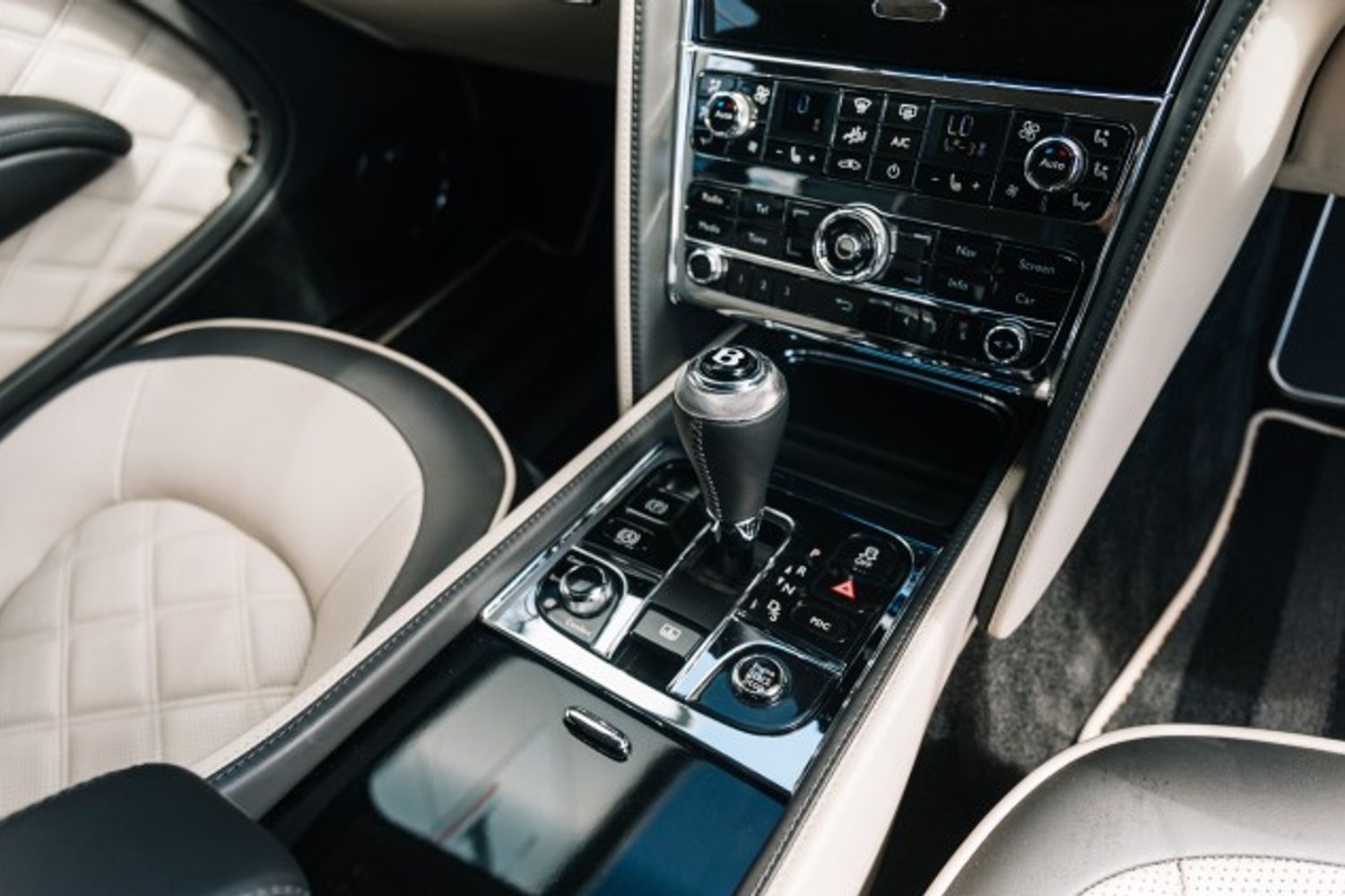 BENTLEY MULSANNE SALOON 6.8 SPEED 4DR AUTOMATIC