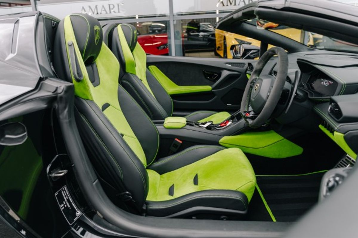 LAMBORGHINI HURACAN CONVERTIBLE 5.2 LP 640-4 EVO SPYDER 2DR SEMI AUTOMATIC
