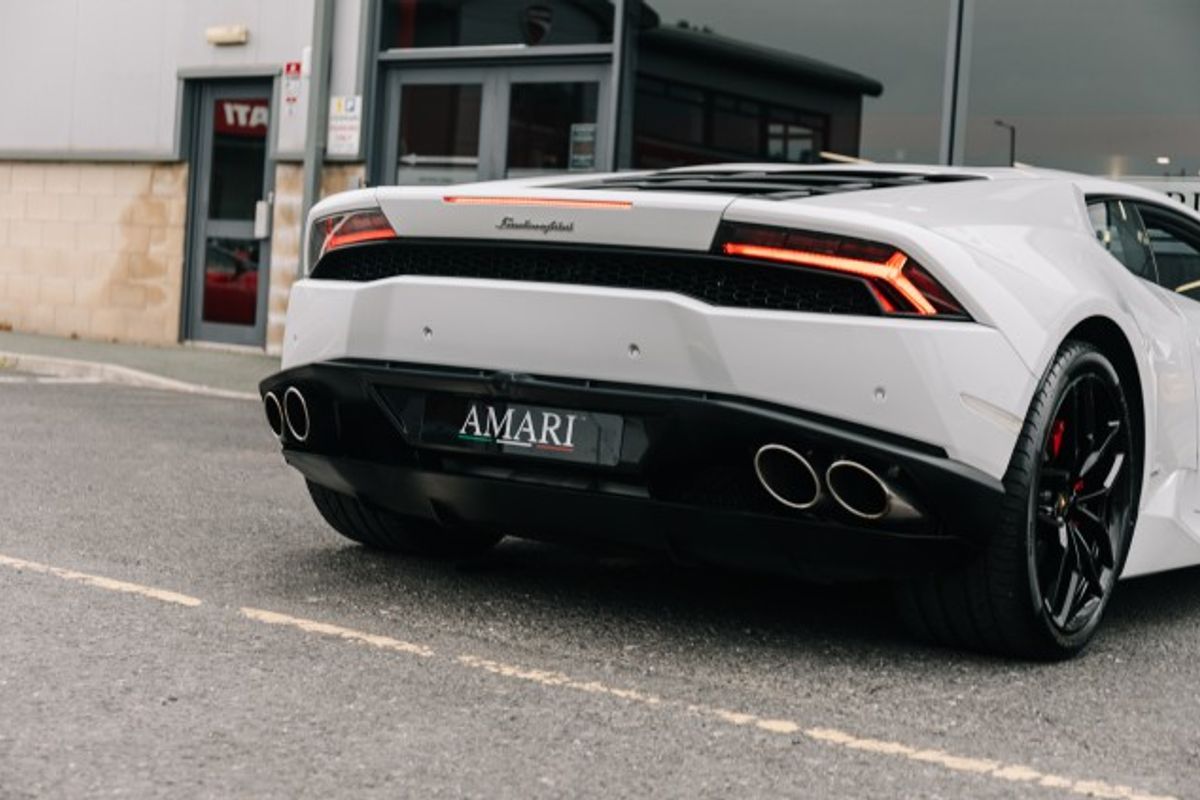 LAMBORGHINI HURACAN COUPE 5.2 LP 610-4 2DR SEMI AUTOMATIC