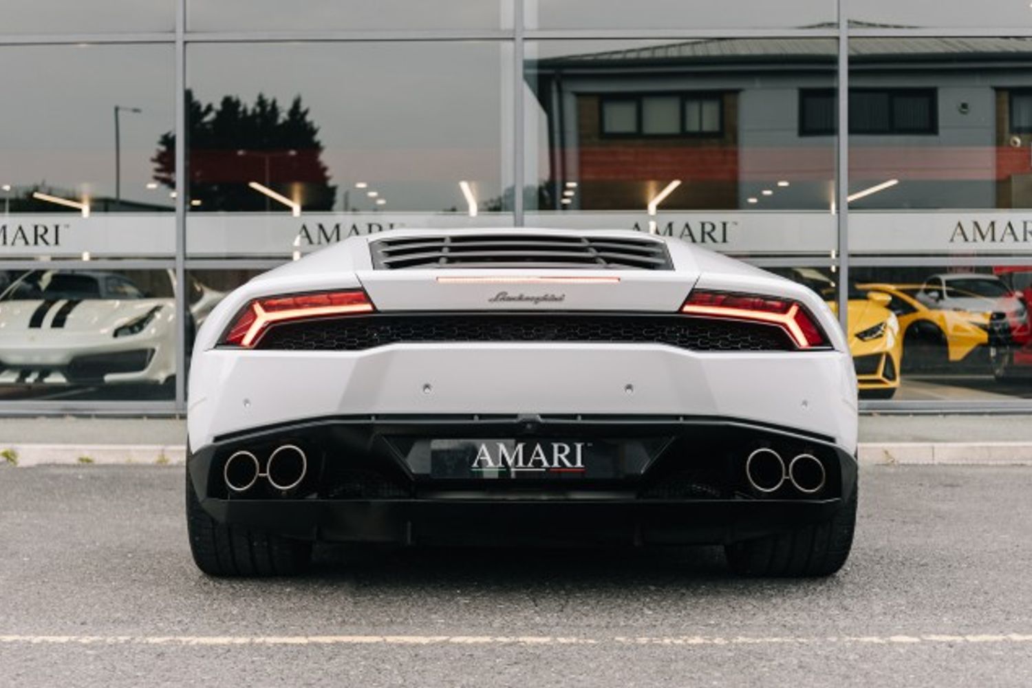 LAMBORGHINI HURACAN COUPE 5.2 LP 610-4 2DR SEMI AUTOMATIC