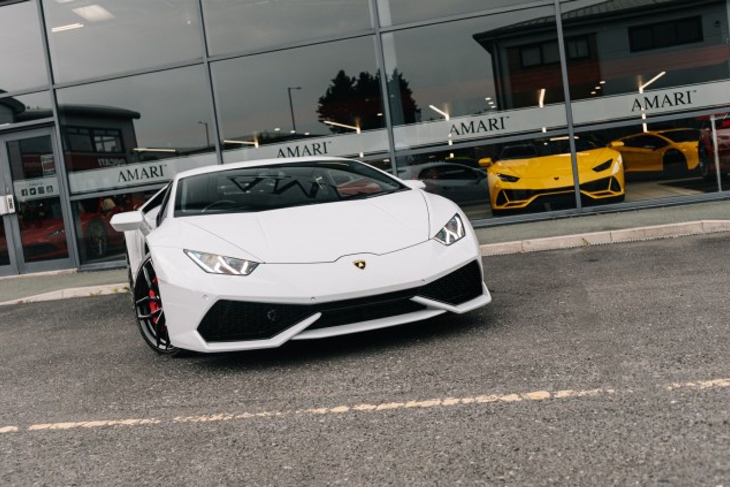 LAMBORGHINI HURACAN COUPE 5.2 LP 610-4 2DR SEMI AUTOMATIC
