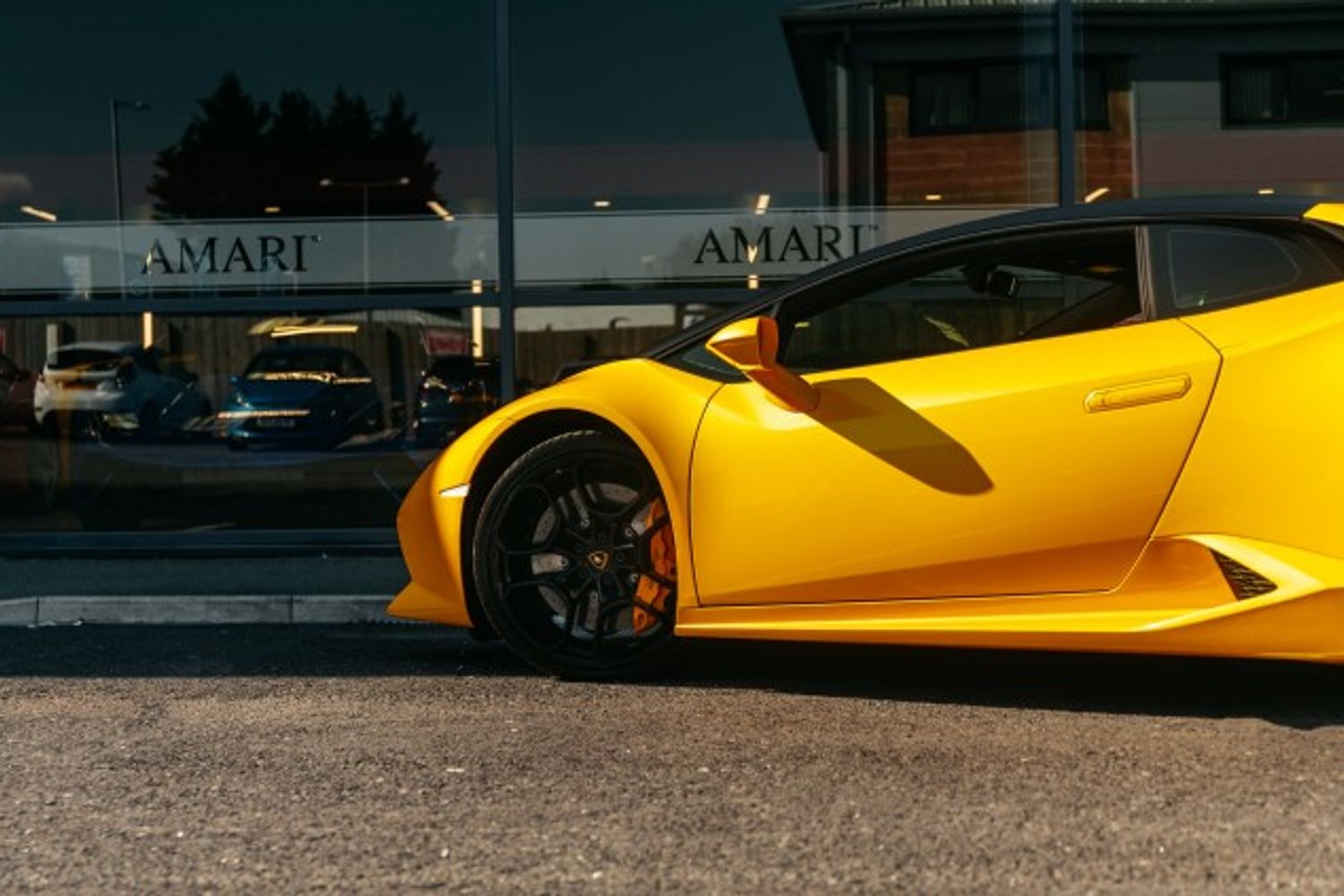 LAMBORGHINI HURACAN COUPE 5.2 LP 610-4 2DR SEMI AUTOMATIC