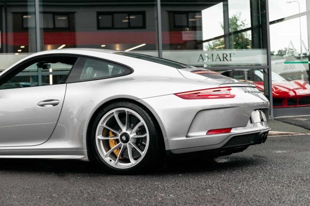 PORSCHE 911 COUPE 4.0 GT3 Touring 2DR