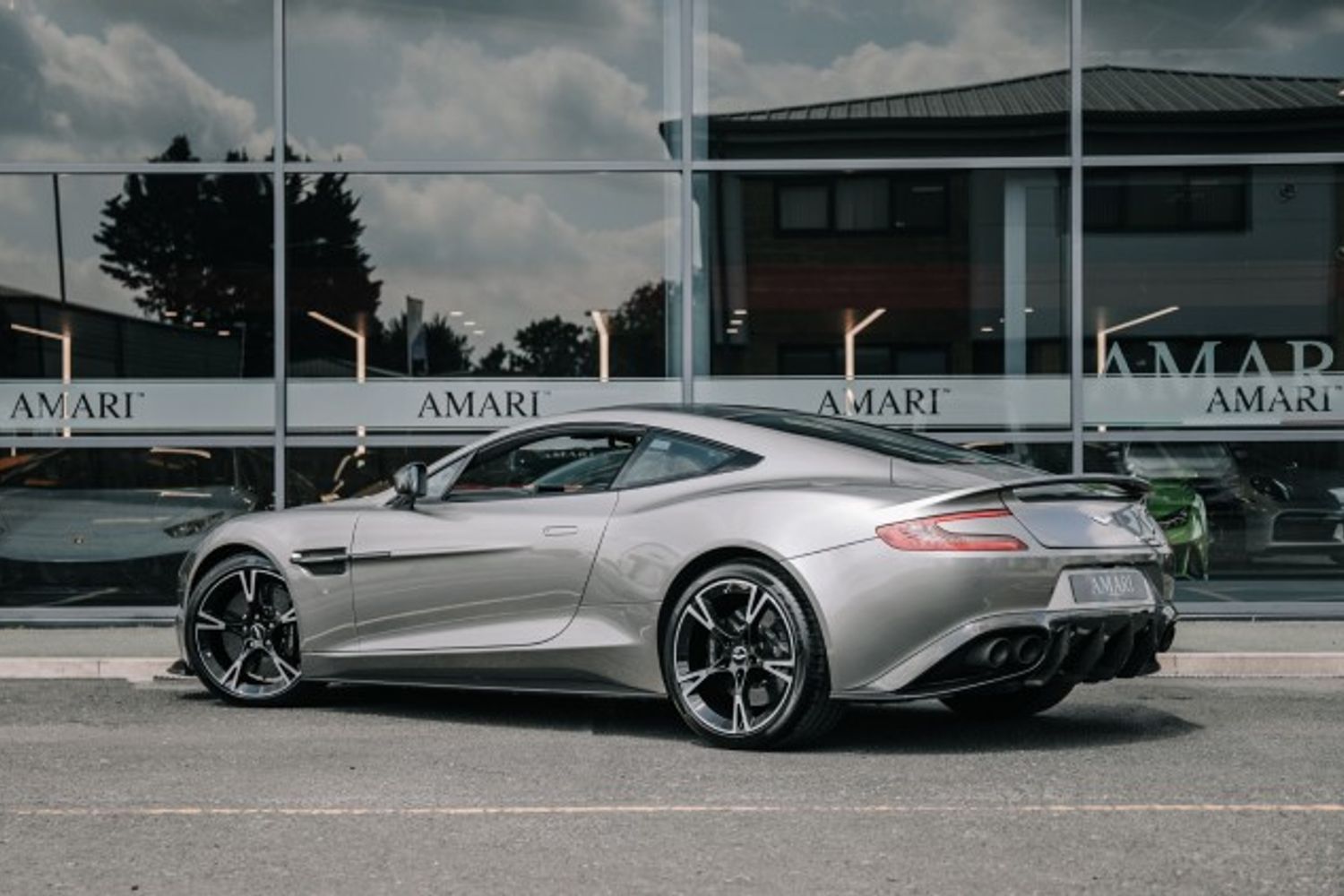 ASTON MARTIN VANQUISH COUPE 5.9 V12 S 2DR AUTOMATIC