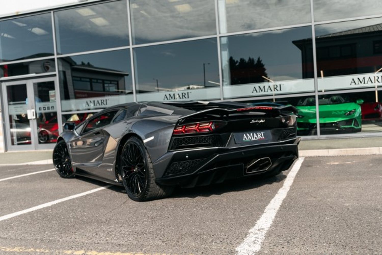 LAMBORGHINI AVENTADOR COUPE 6.5 LP 740-4 S 2DR SEMI AUTOMATIC