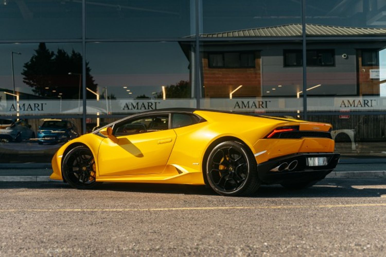 LAMBORGHINI HURACAN COUPE 5.2 LP 610-4 2DR SEMI AUTOMATIC