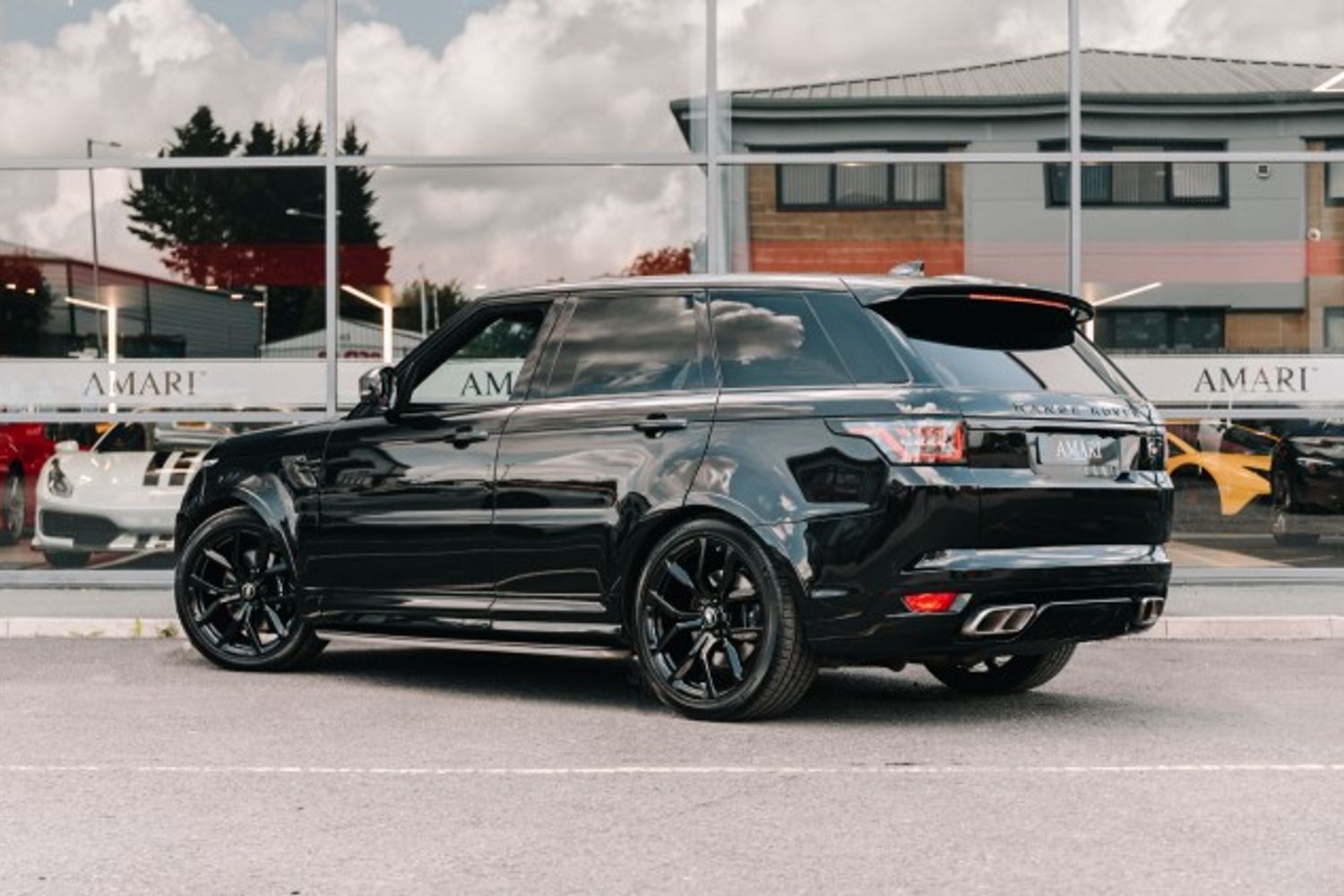 LAND ROVER RANGE ROVER SPORT SVR CARBON EDITION ESTATE 5.0 SVR CARBON EDITION 5DR AUTOMATIC