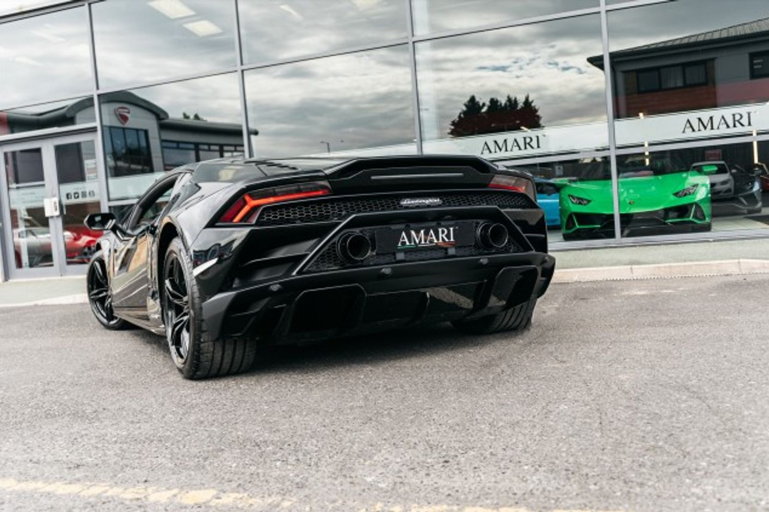 LAMBORGHINI HURACAN COUPE 5.2 LP 610-2 EVO 2DR SEMI AUTOMATIC