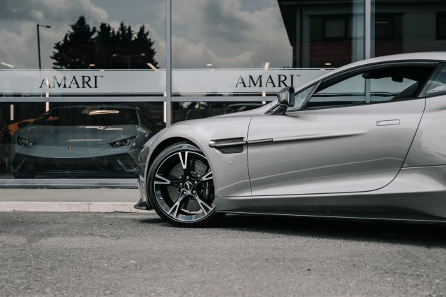 ASTON MARTIN VANQUISH COUPE 5.9 V12 S 2DR AUTOMATIC