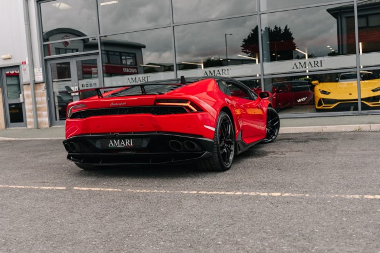 LAMBORGHINI HURACAN COUPE 5.2 LP 610-4 2DR SEMI AUTOMATIC