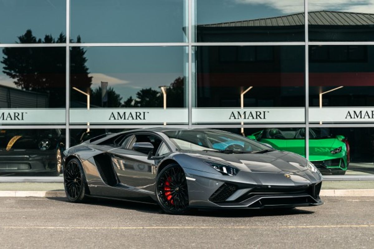 LAMBORGHINI AVENTADOR COUPE 6.5 LP 740-4 S 2DR SEMI AUTOMATIC