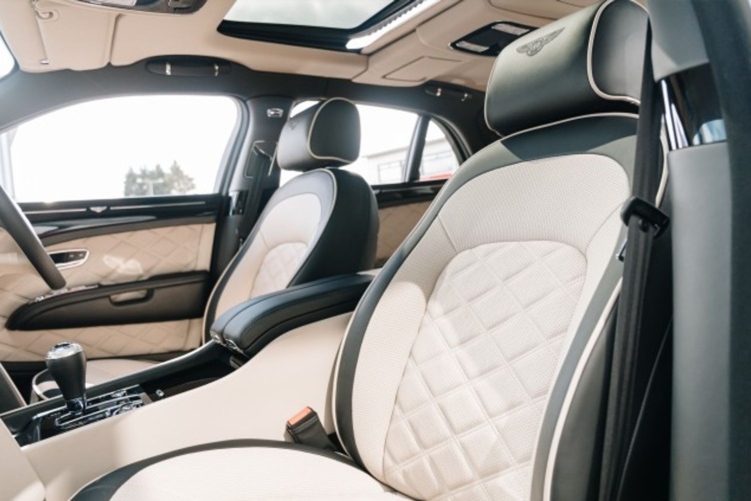 BENTLEY MULSANNE SALOON 6.8 SPEED 4DR AUTOMATIC