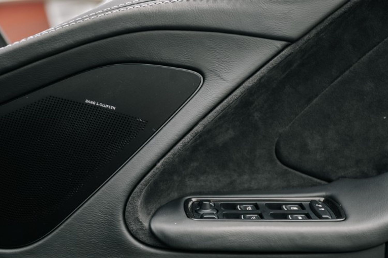 ASTON MARTIN VANQUISH COUPE 5.9 V12 S 2DR AUTOMATIC