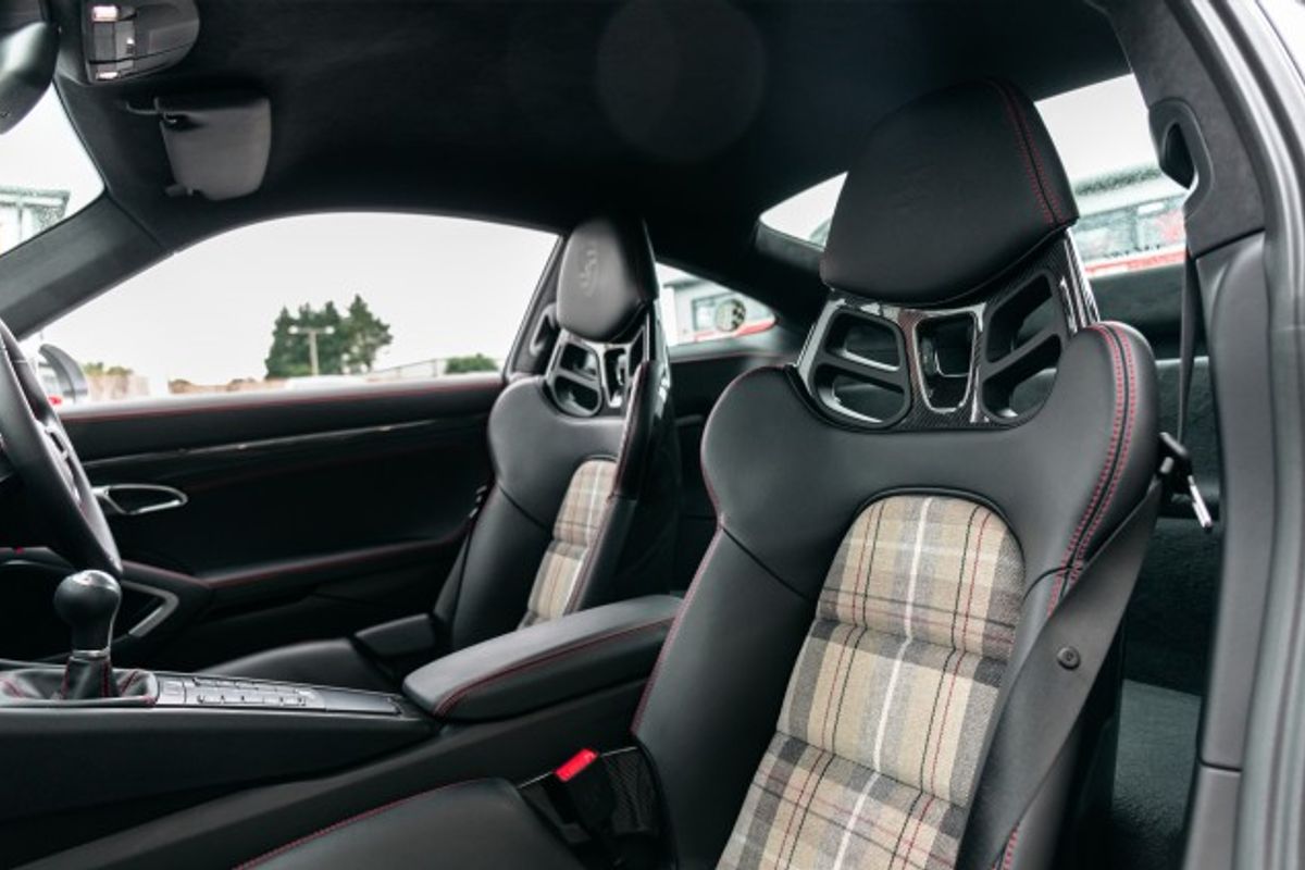 PORSCHE 911 COUPE 4.0 GT3 Touring 2DR