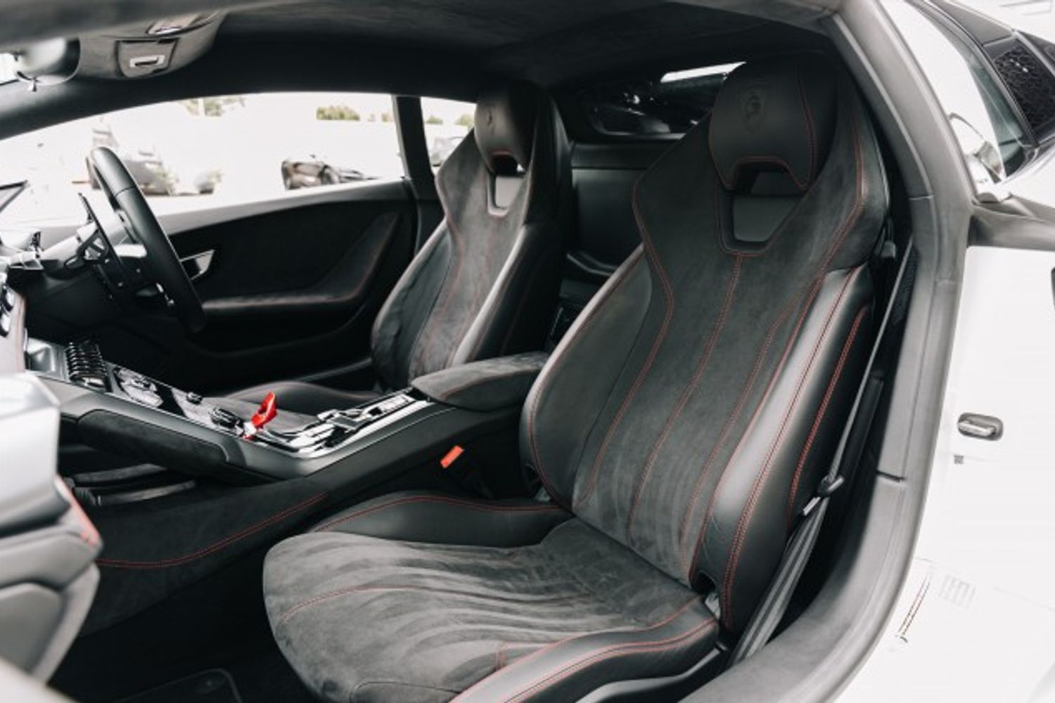 LAMBORGHINI HURACAN COUPE 5.2 LP 610-4 2DR SEMI AUTOMATIC