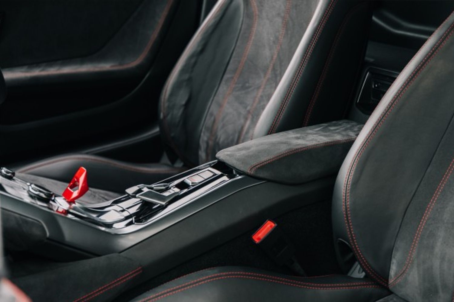LAMBORGHINI HURACAN COUPE 5.2 LP 610-4 2DR SEMI AUTOMATIC