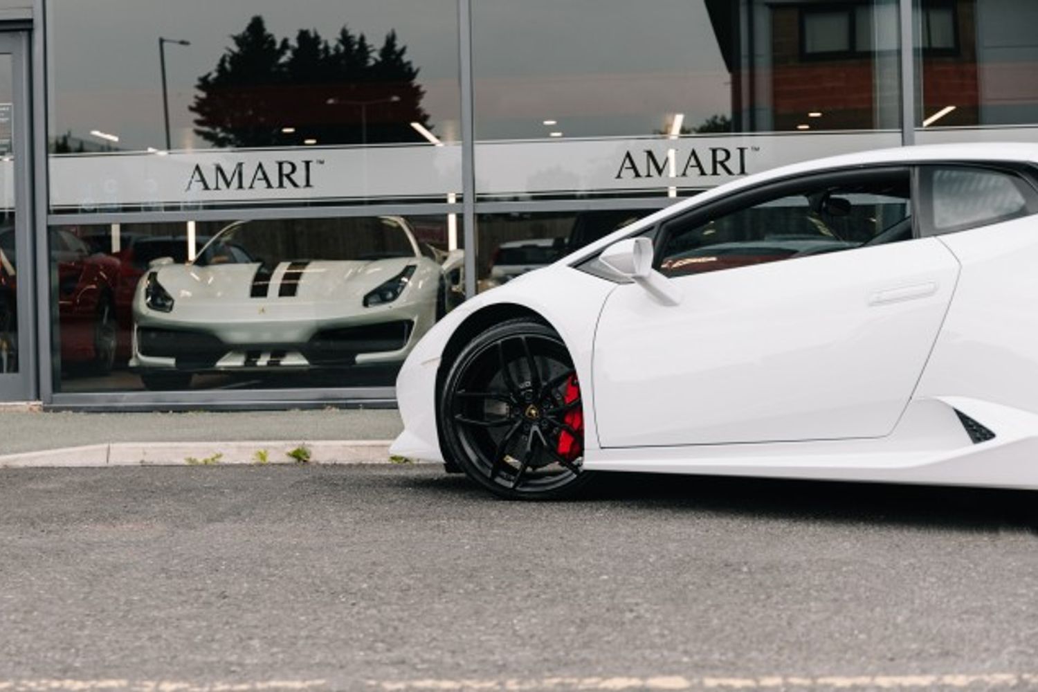 LAMBORGHINI HURACAN COUPE 5.2 LP 610-4 2DR SEMI AUTOMATIC