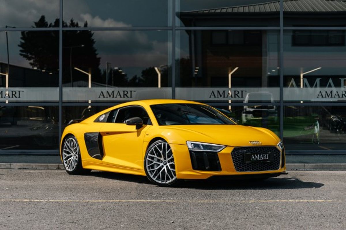 AUDI R8 COUPE 5.2 V10 PLUS QUATTRO 2DR SEMI AUTOMATIC