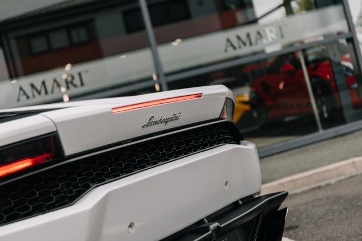 LAMBORGHINI HURACAN COUPE 5.2 LP 610-4 2DR SEMI AUTOMATIC