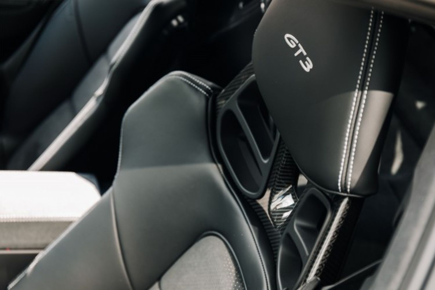 PORSCHE 911 GT3 COUPE 992 4.0 GT3 2DR
