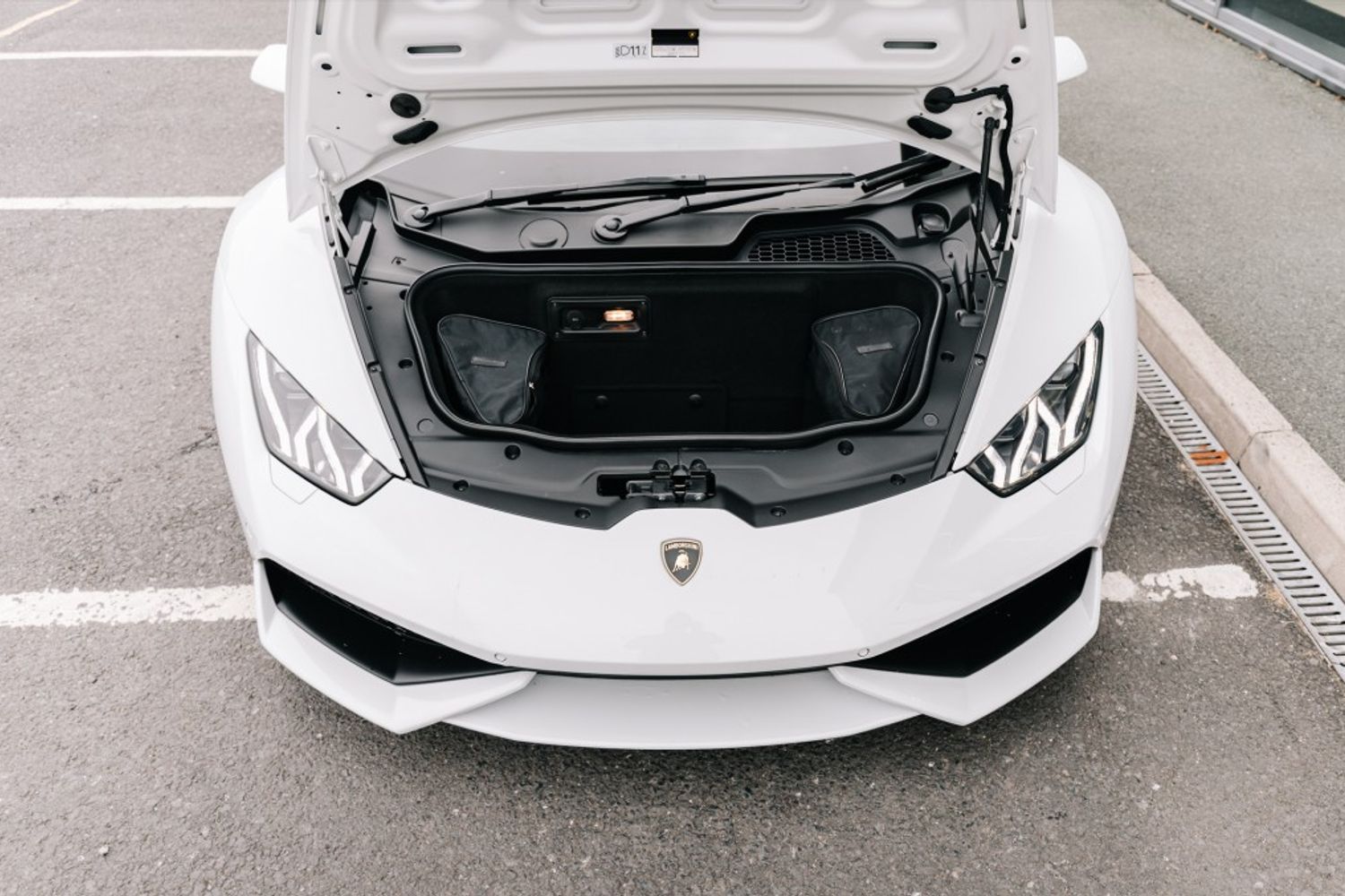 LAMBORGHINI HURACAN COUPE 5.2 LP 610-4 2DR SEMI AUTOMATIC