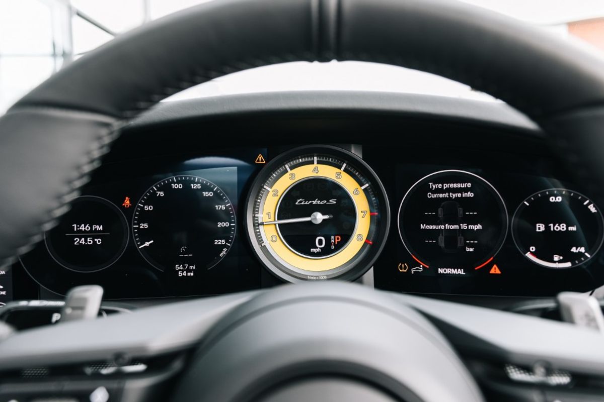 PORSCHE 911 COUPE 3.7 TURBO S PDK 2DR SEMI AUTOMATIC