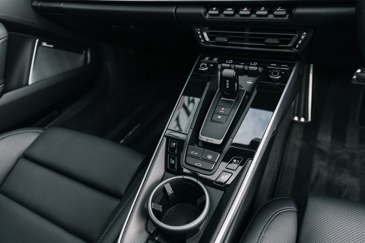 PORSCHE 911 COUPE 3.7 TURBO S PDK 2DR SEMI AUTOMATIC