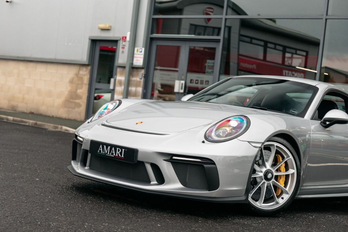 PORSCHE 911 COUPE 4.0 GT3 Touring 2DR