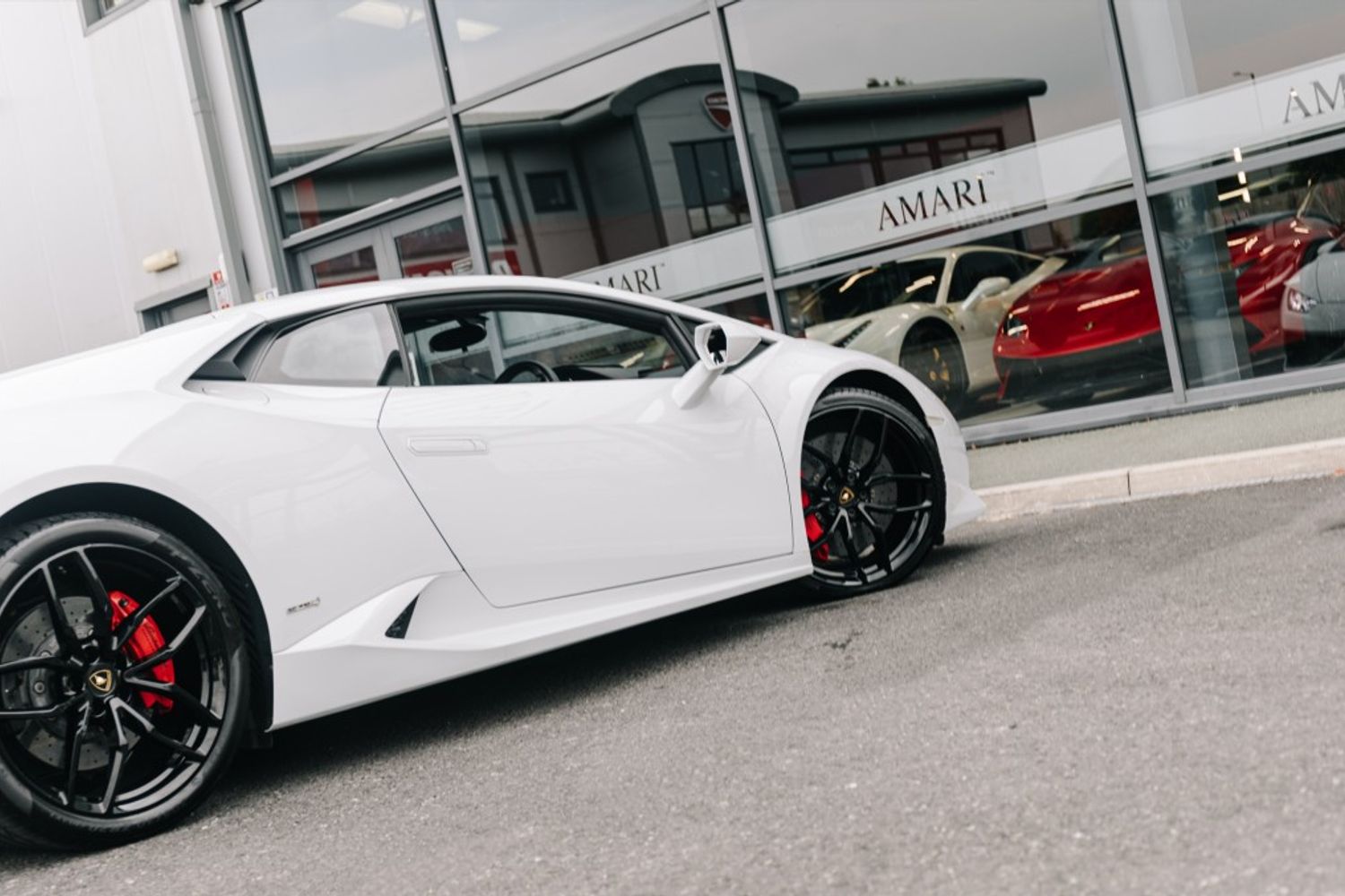LAMBORGHINI HURACAN COUPE 5.2 LP 610-4 2DR SEMI AUTOMATIC