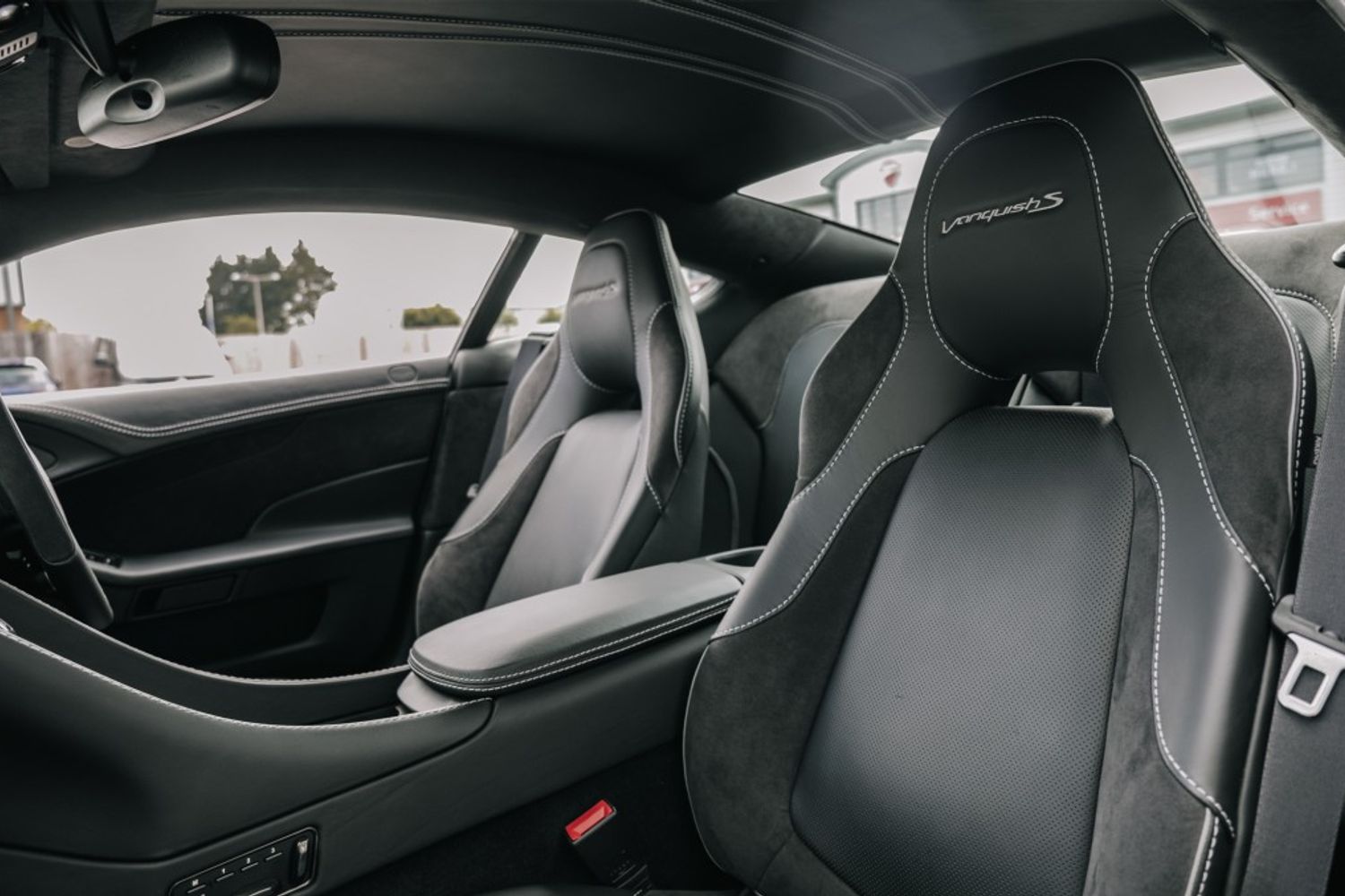 ASTON MARTIN VANQUISH COUPE 5.9 V12 S 2DR AUTOMATIC