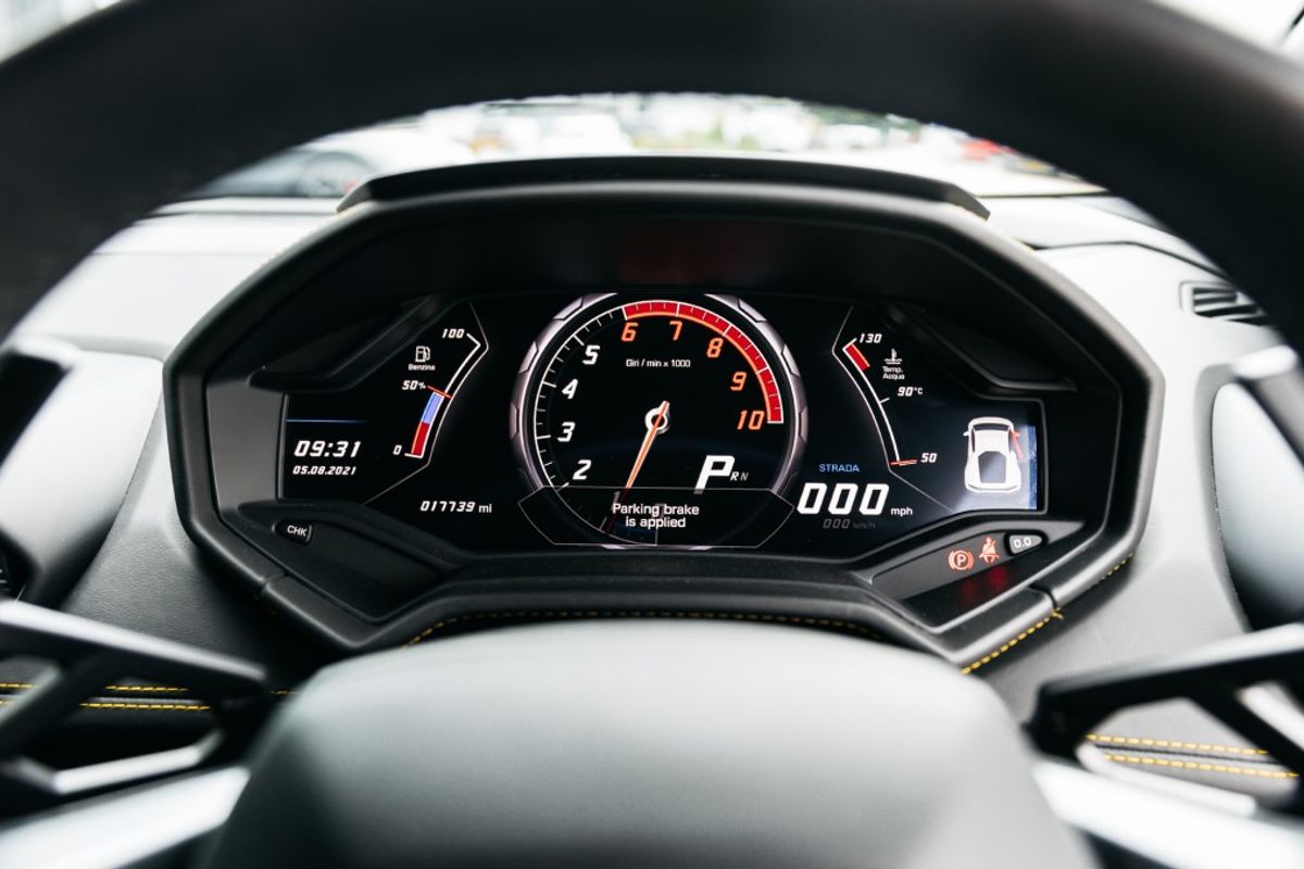 LAMBORGHINI HURACAN COUPE 5.2 LP 610-4 2DR SEMI AUTOMATIC