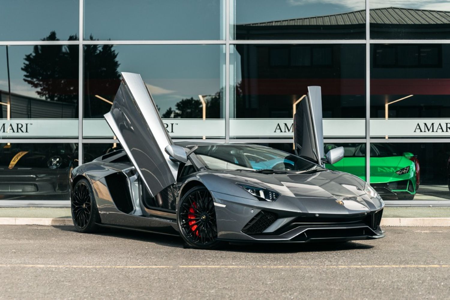 LAMBORGHINI AVENTADOR COUPE 6.5 LP 740-4 S 2DR SEMI AUTOMATIC