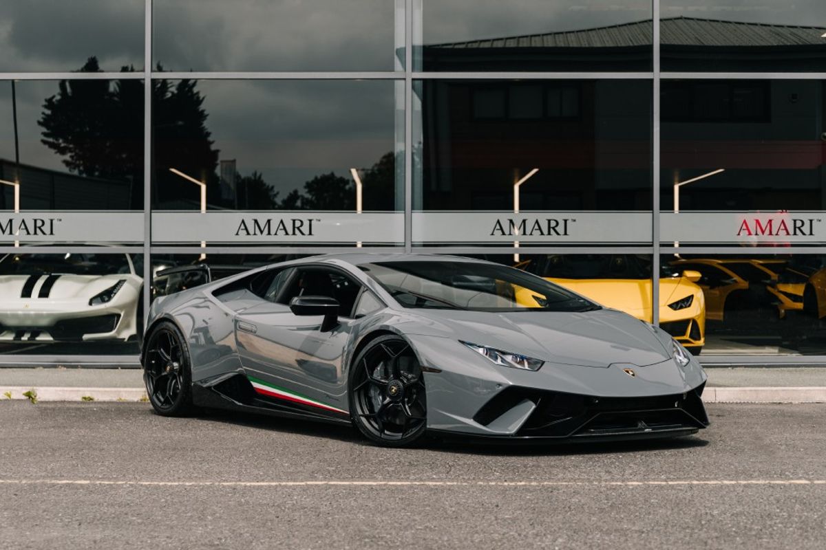 LAMBORGHINI HURACAN COUPE 5.2 LP 640-4 PERFORMANTE 2DR SEMI AUTOMATIC