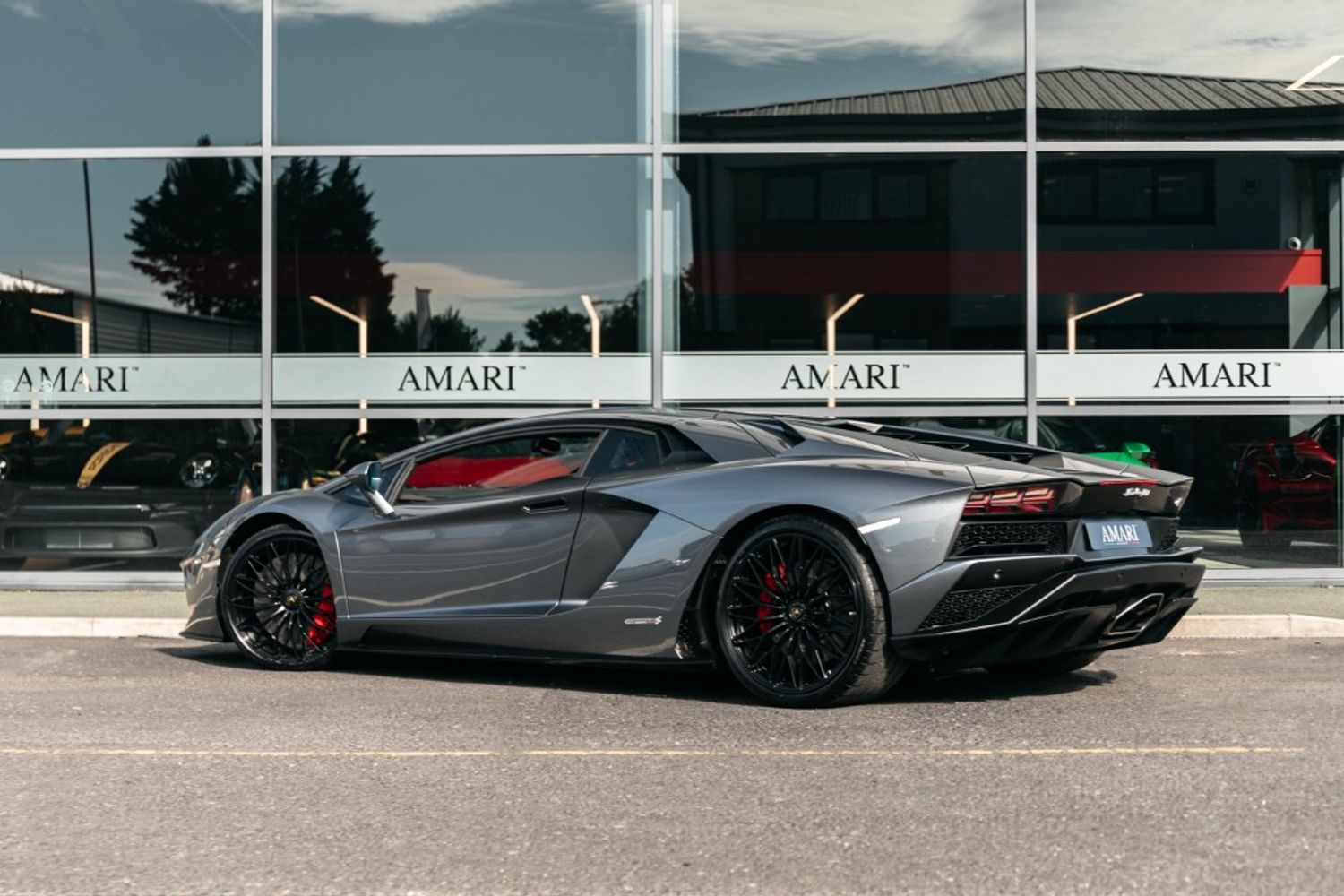 LAMBORGHINI AVENTADOR COUPE 6.5 LP 740-4 S 2DR SEMI AUTOMATIC