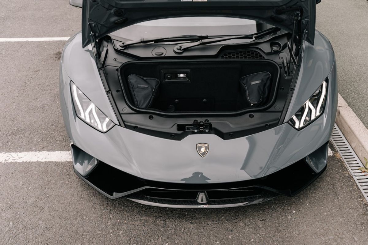 LAMBORGHINI HURACAN COUPE 5.2 LP 640-4 PERFORMANTE 2DR SEMI AUTOMATIC