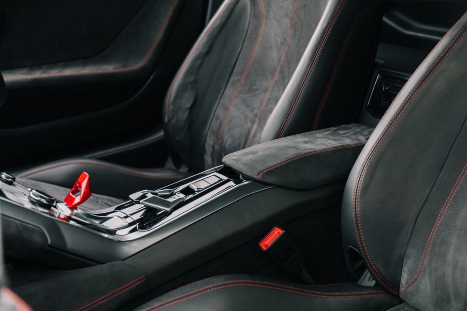 LAMBORGHINI HURACAN COUPE 5.2 LP 610-4 2DR SEMI AUTOMATIC