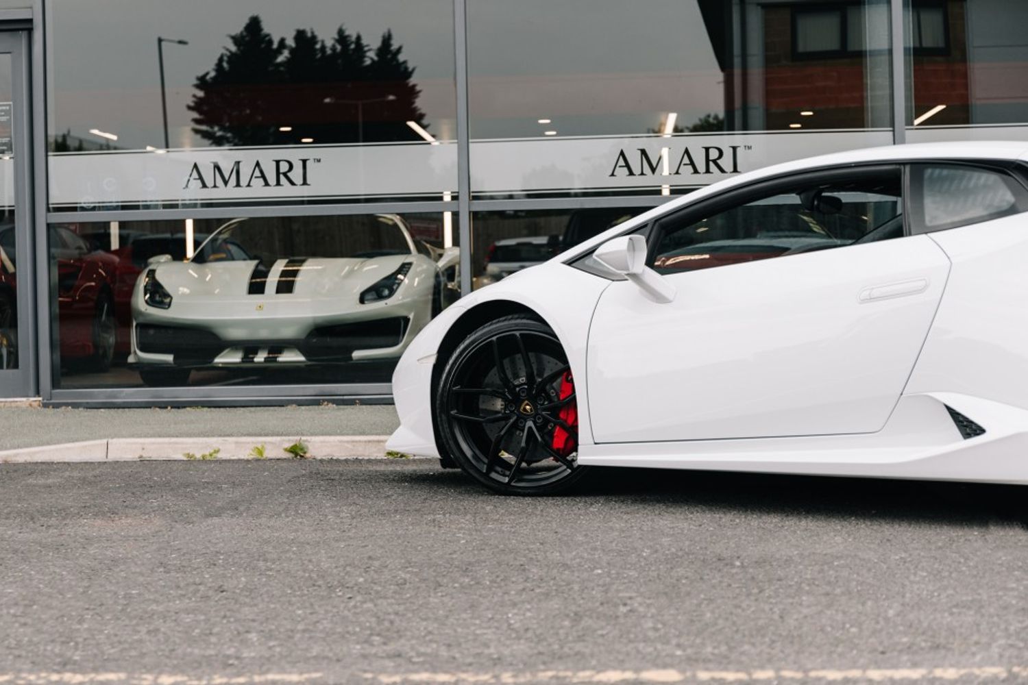 LAMBORGHINI HURACAN COUPE 5.2 LP 610-4 2DR SEMI AUTOMATIC