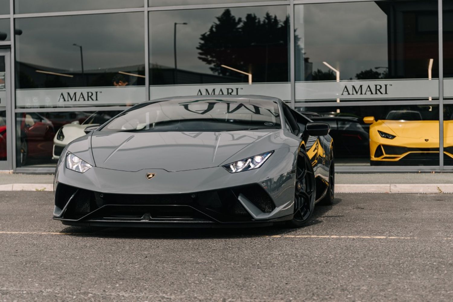 LAMBORGHINI HURACAN COUPE 5.2 LP 640-4 PERFORMANTE 2DR SEMI AUTOMATIC